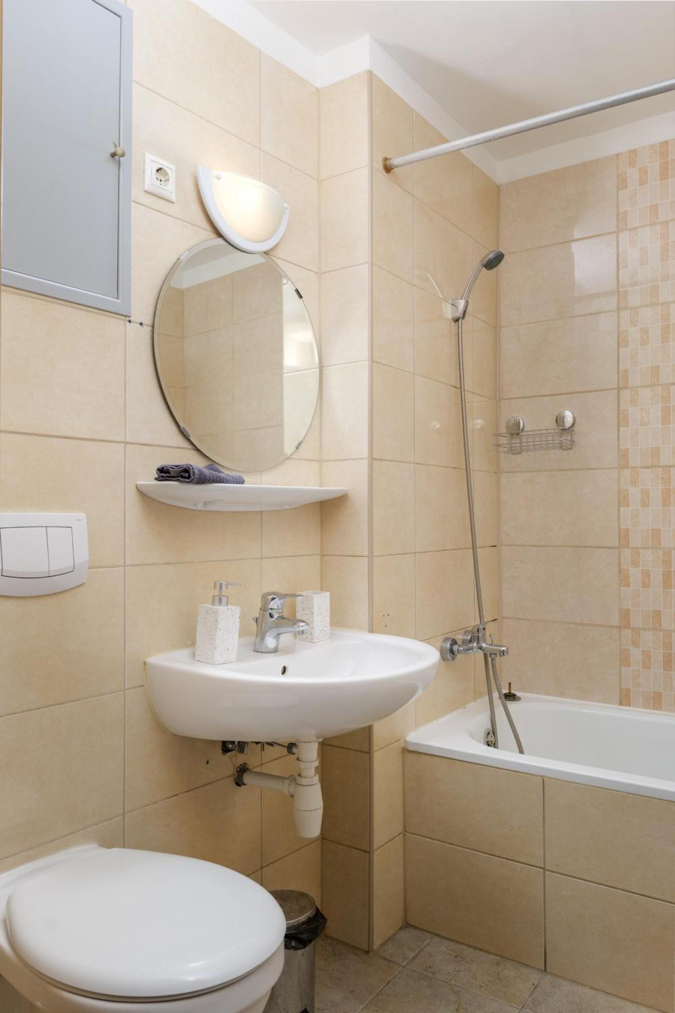 Akacfa Centrum Apartment - Cosy Home بودابست المظهر الخارجي الصورة